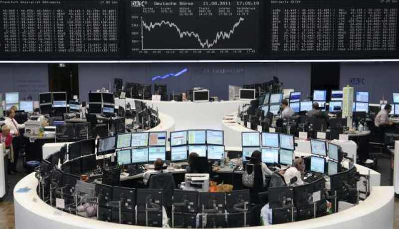 الأسهم الأوروبية تتراجع بسبب مبيعات دون المتوقع
