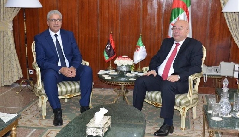 وزير الداخلية يؤكد وقوف الجزائر إلى جانب الشعب الليبي