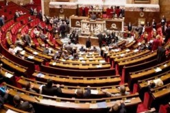 النواب الفرنسيون يصوتون على تمديد التدخل العسكري في سوريا نهاية نوفمبر