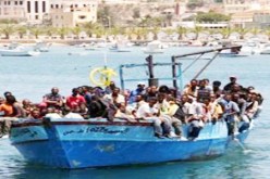 15  قتيلا و40 مفقودا في غرق سفينة صومالية قبالة مصراتة