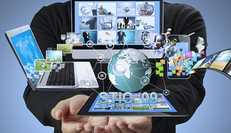 طالب من المدرسة العليا للإعلام الآلي يتحصّل على الجائزة الوطنية للابتكار و تكنولوجيات الإعلام و الاتصال