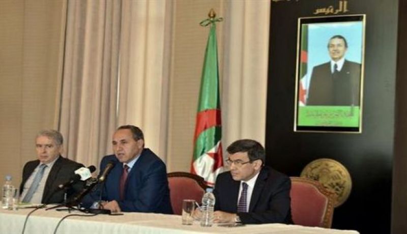ميهوبي: على المكتبات الإنفتاح على المؤسّسات التّربوية والثّقافية ووسائل الإعلام