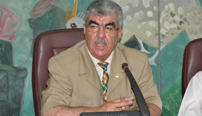 برلمان فوق القانون