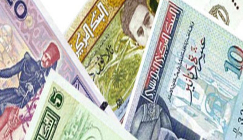 البنك المركزي التونسي يدعو المواطنين إلى الكف عن كتابة شعارات سياسية على الأوراق المالية