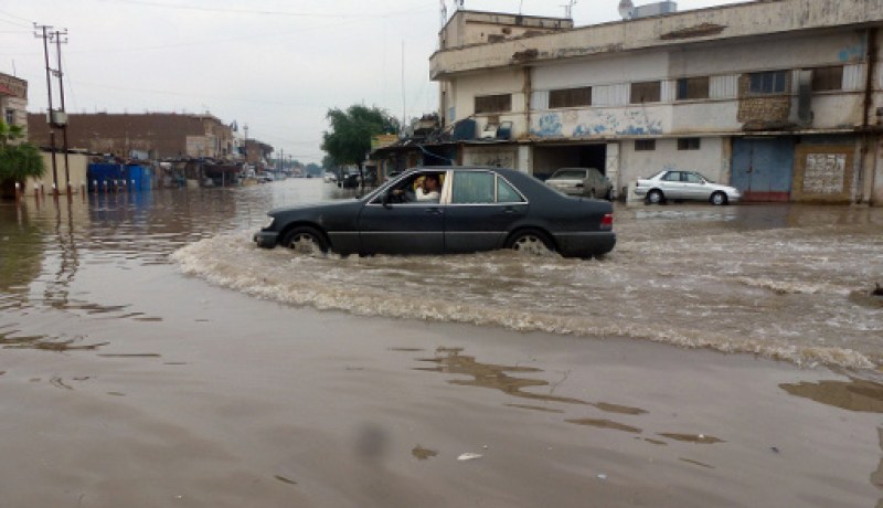 مقتل 13 بينهم نساء واطفال بسبب هطول امطار غزيرة في العراق