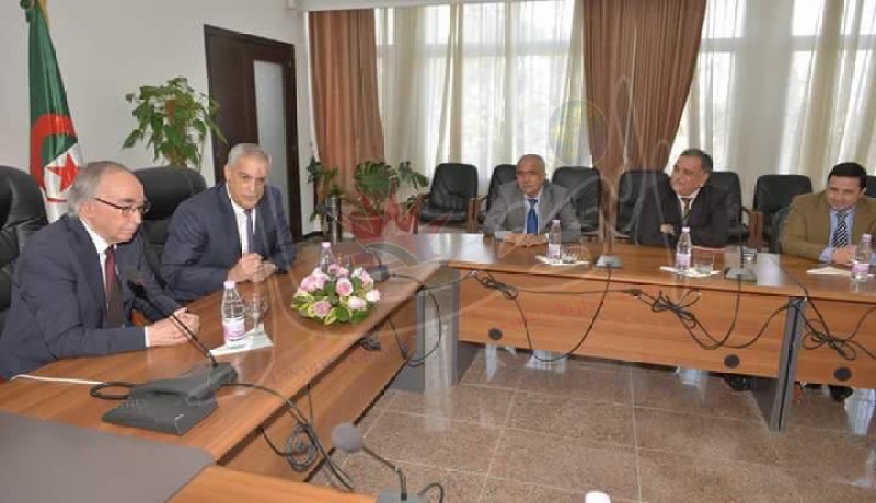 رسميا إقالة بودربالة وعلاش بخوش مديرا عاما للجوية الجزائرية بالنيابة