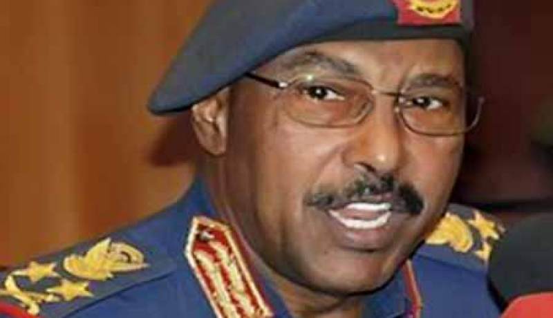 وزير الدفاع السودانى يهدد بإلغاء اتفاق الحريات الأربع مع جنوب السودان