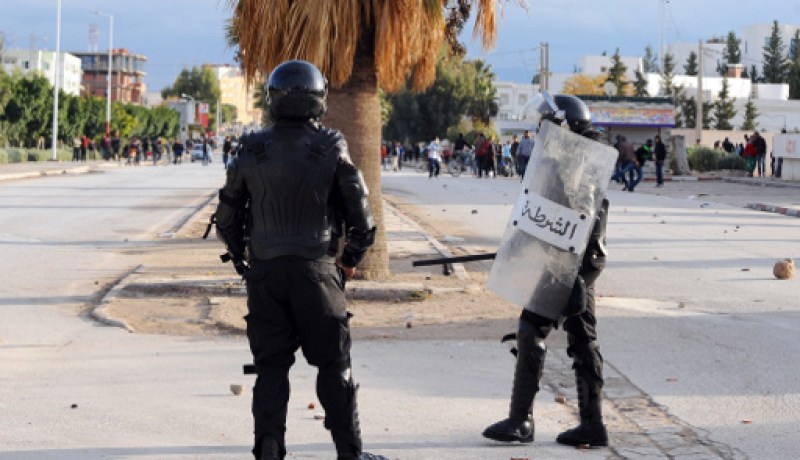 الرئاسة التونسية: دفعنا بالحوار الوطني نحو النجاح لأن فشله يعني سيادة العنف