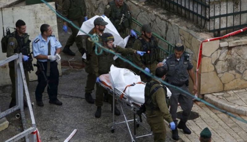 مقتل فلسطيني بعد طعنه إسرائيليا في الضفة الغربية