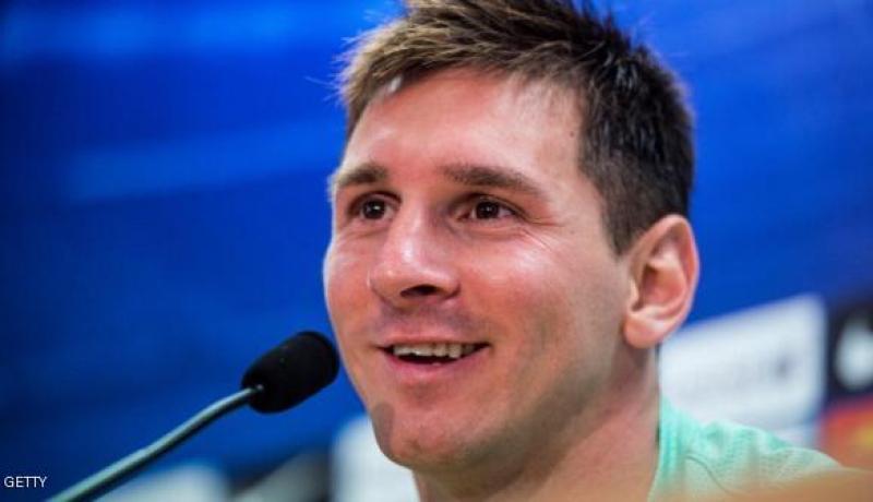 مدرب الأرجنتين ينكر وجود خلاف مع ميسي