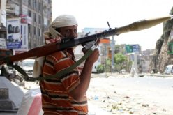 إندلاع معارك عنيفة بين المقاومة المسلحة والحوثيين في اليمن