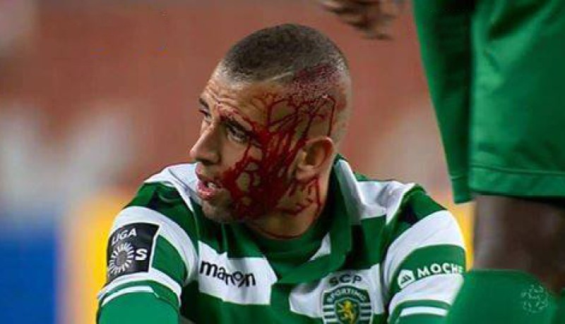 بالفيديو إسلام سليماني يتعرض لنزيف حاد بعد تدخل عنيف