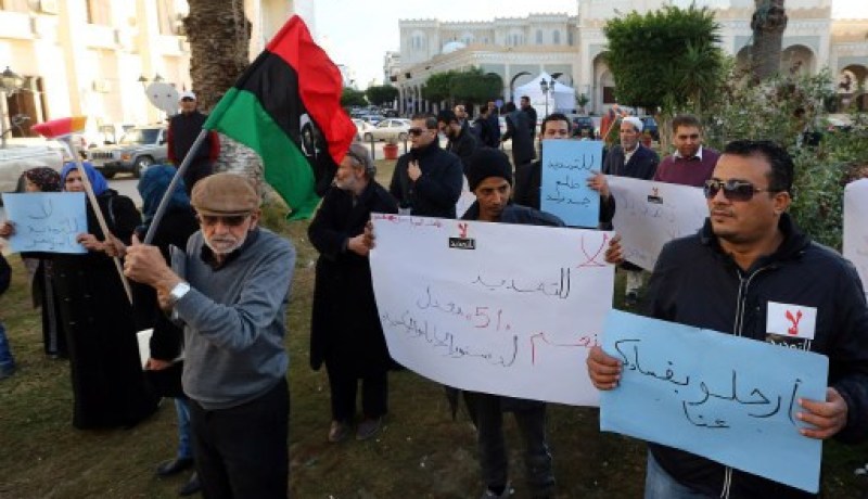 مظاهرة في العاصمة الليبية احتجاجا على قرار البرلمان تمديد ولايته