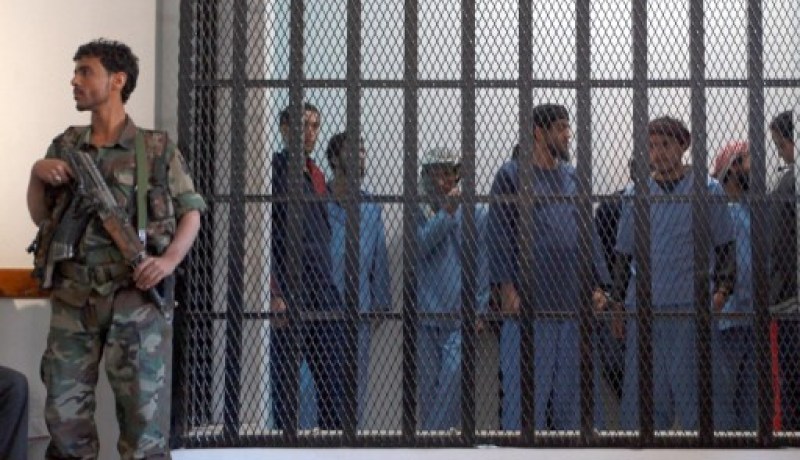 سجن 9 أشخاص بتهمة التخطيط لاغتيال الرئيس اليمني