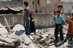 مقتل 4 أشخاص في قصف للحوثيين على مواقع الجيش وأحياء سكنية باليمن