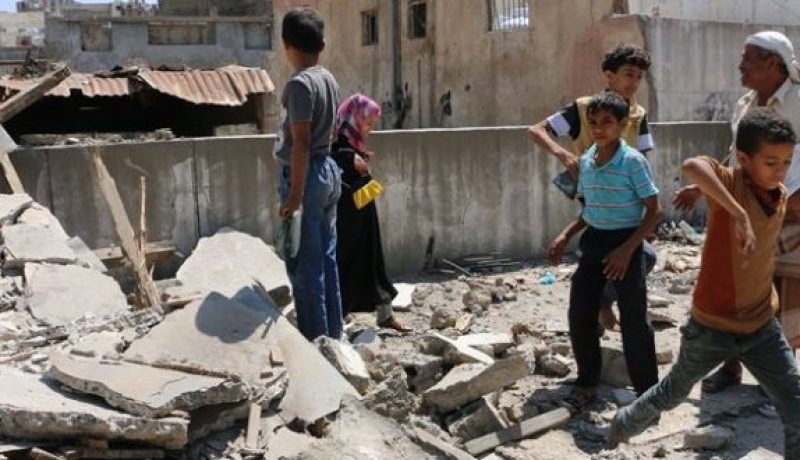 مقتل 4 أشخاص في قصف للحوثيين على مواقع الجيش وأحياء سكنية باليمن