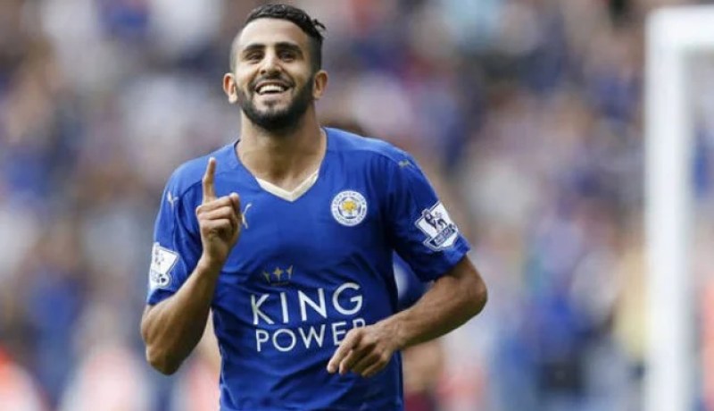 رسميا… محرز يكشف عن مستقبله مع ليستر سيتي