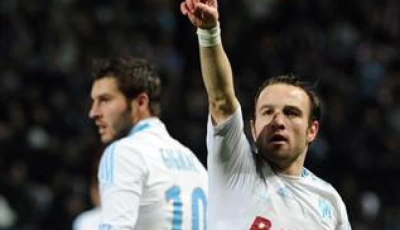 تأجيل مباراة ليون ومرسيليا لسوء الاحوال الجوية