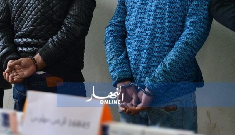 أم البواقي .. شرطة عين مليلة توقف 4 أشخاص وتحجز مخدرات ومهلوسات وأسلحة بيضاء