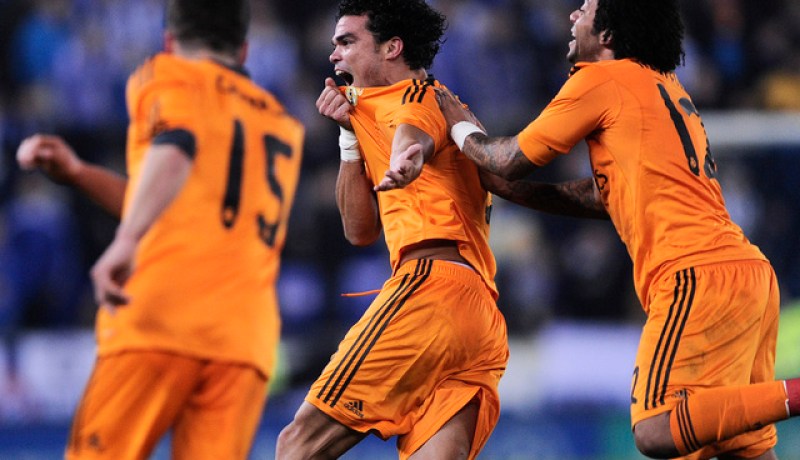 ريال مدريد يهزم إسبانيول ويذلل الفارق مع برشلونة وأتلتيكو