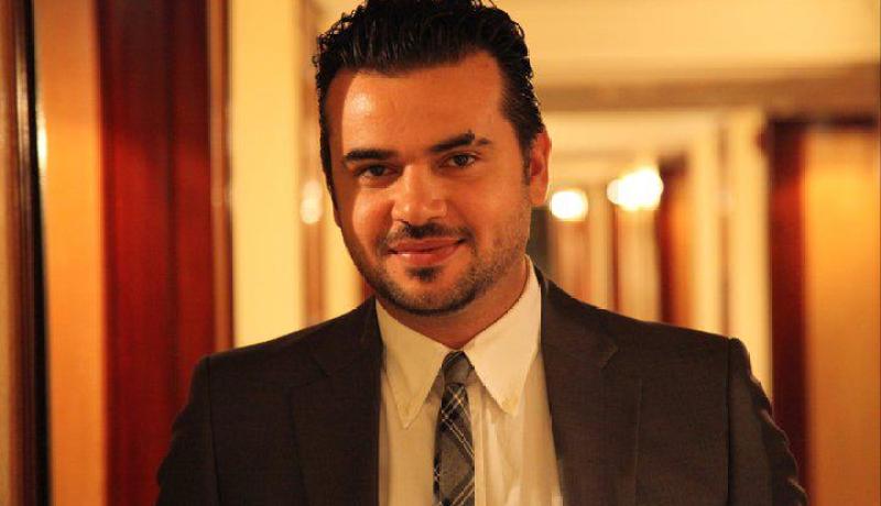 سامو الزين في آخر لمسات الأغنية الأخيرة