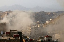 مصرع 3 مدنيين و4 من المقاومة في قصف الميليشيات للأحياء السكنية في تعز