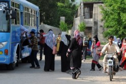 مقتل 22 شخصا بانفجار استهدف حافلة جنوب غرب باكستان
