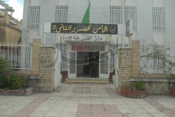 عصابة تقتحم مقر الشرطة باستعمال السيوف ولاكريموجان لتحرير فتاة في قسنطينة