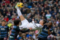 ريال مدريد يعتلي عرش الليغا بالفوز على غرناطة