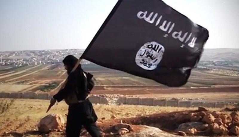 داعش سوريا ينتقد علي بن حاج ويتوعد الجزائريين بالذبح
