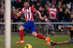 اتلتيكو مدريد ينتزع صدارة الليغا من برشلونة برباعية في شباك سوسييداد