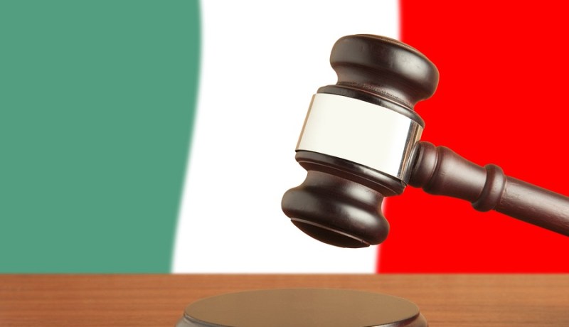 محكمة إيطالية تبعد فتاة عن أمها بسبب الحجاب