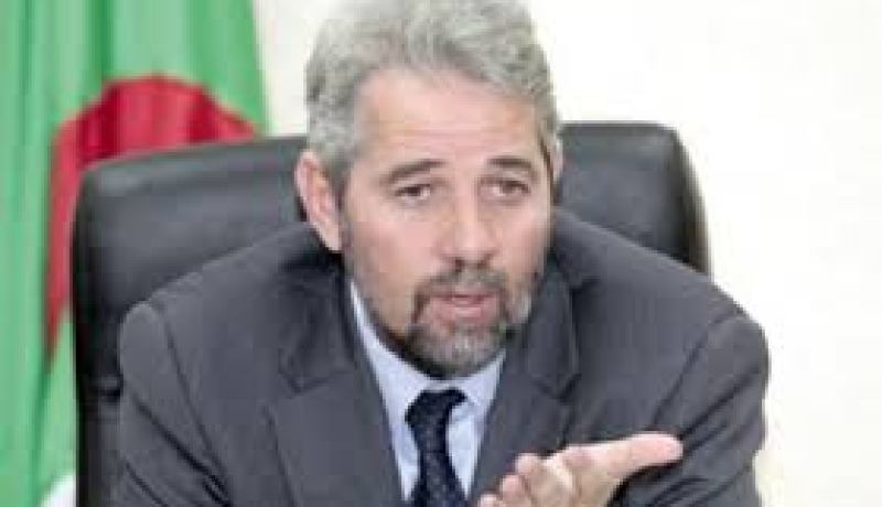 وزير الصيد  يشدد على ضرورة إجراء تقييم منتظم لبرنامج تطوير نشاطات الصيد البحري و تربية المائيات