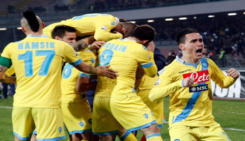 نابولي يرد التحية لروما ويتأهل الى نهائي كأس إيطاليا