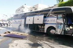 مقتل 15 شخصا إثر سقوط حافلة في واد غربي باكستان