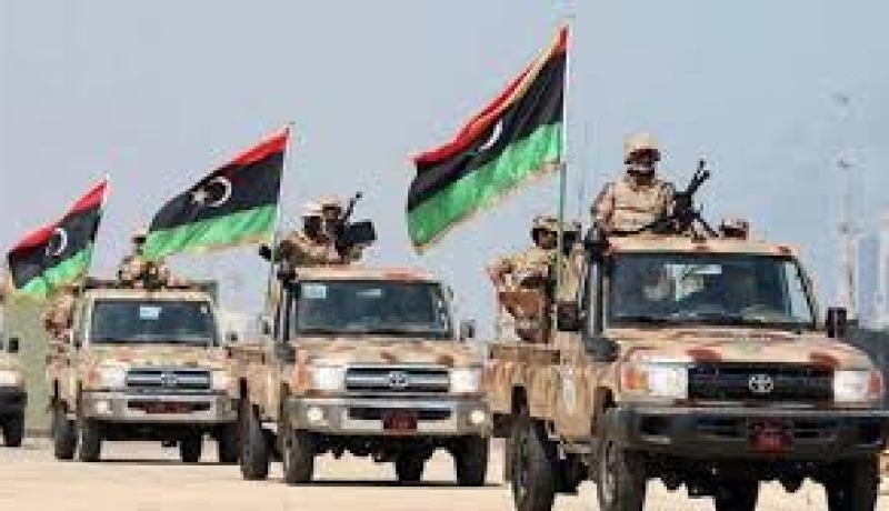 مقتل 4 جنود من الجيش الليبي جراء إشتباكات مع مجموعات مسلحة