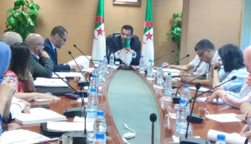 تنصيب فوج عمل تحضيرا للندوة الوطنية حول “تحديات منطقة التجارة الحرة للقارة الإفريقية”