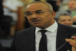 بدوي غاضب من إطاراته بسبب شكاوي المواطنين