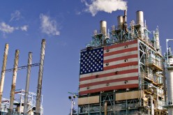 الخام الأمريكي يتجاوز أعلى مستوى في عامين