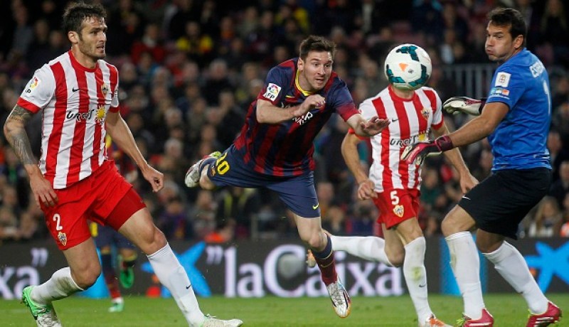 برشلونة يجهز على ضيفه ألميريا ويستعيد وصافة الليغا من اتلتيكو مدريد