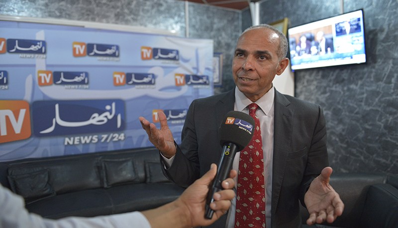 رئيس مجلس إدارة الأهرام يزور جريدة النهار و النهار تي في