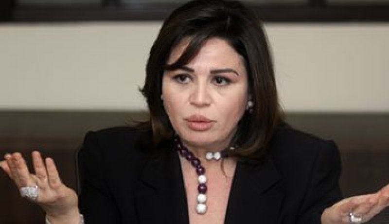 إلهام شاهين تكشف حقيقة قيامها بإنشاء قناة دينية