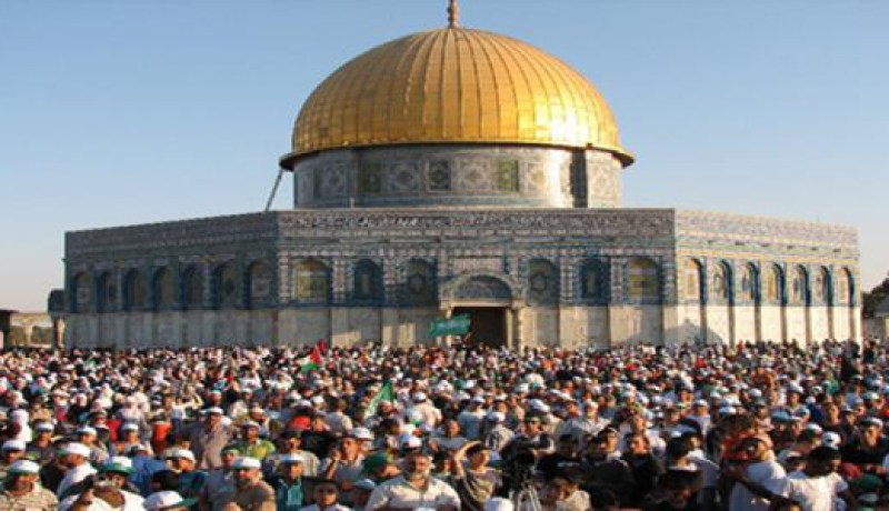 قوّات الاحتلال تمنع الفلسطينيين من الدّخول للمسجد الأقصى
