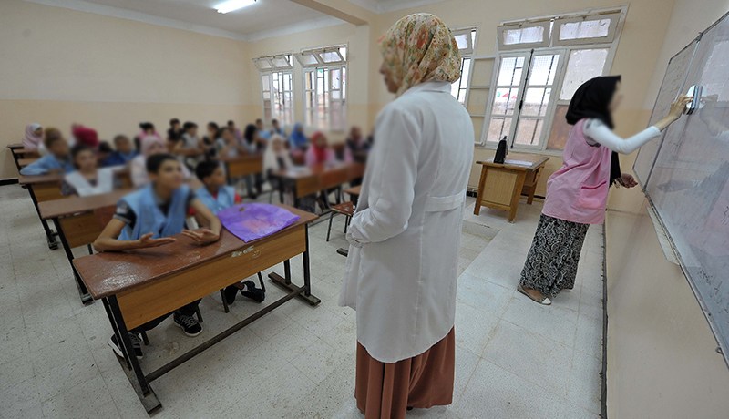 توظيف أساتذة الرياضيات والفيزياء من دون مسابقة