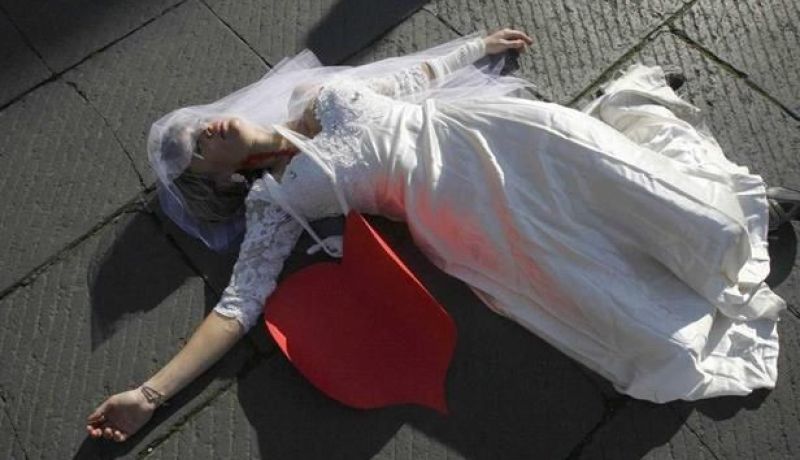 العدالة تأمر بتحقيق تكميلي في جريمة قتل عروس يوم زفافها ببسكرة