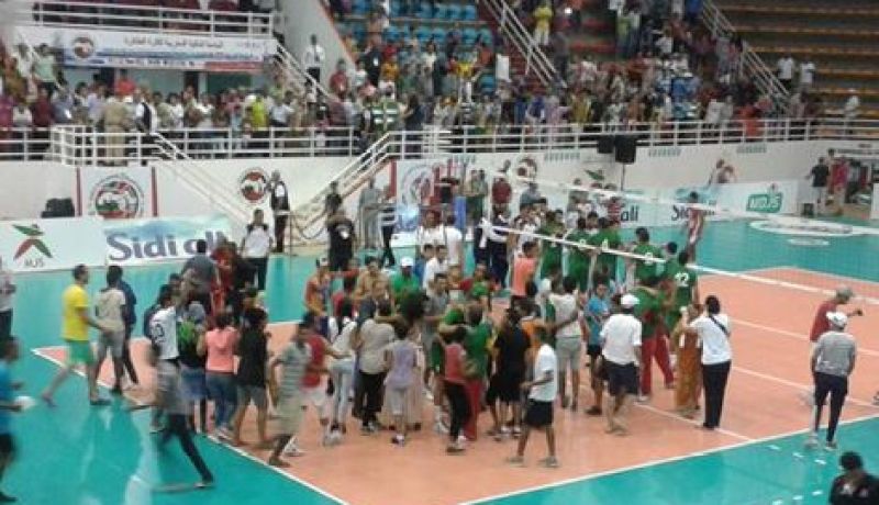 المنتخب الجزائري يتوج بالبطولة العربية للكرة الطائرة أشبال بعد فوزه على المغرب