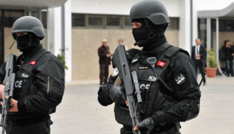 اعتقال 9 أشخاص بينهم جزائري بتهمة إعتناق المسيحية في تونس