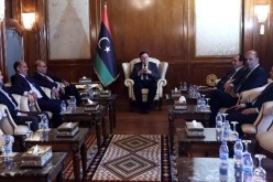 حكومة الوفاق الوطني الليبية تتسلم مقر الحكومة بطرابلس