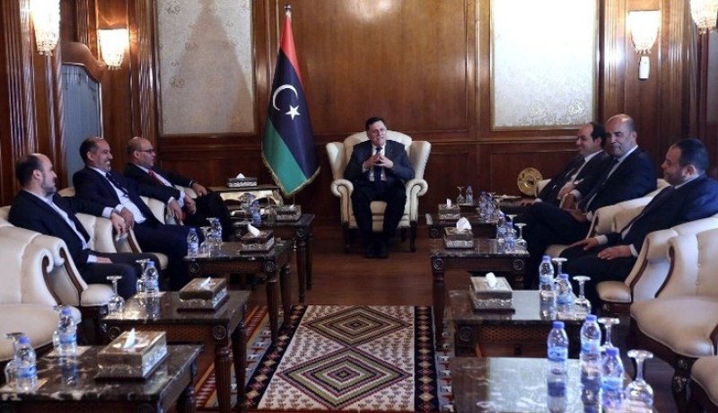 حكومة الوفاق الوطني الليبية تتسلم مقر الحكومة بطرابلس