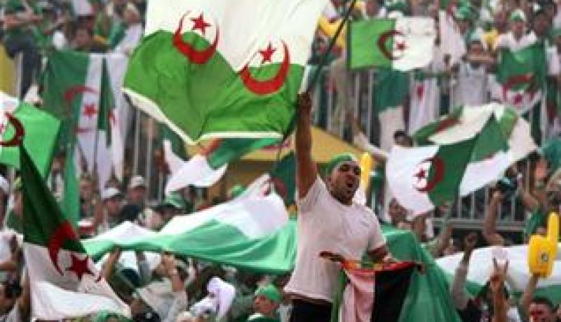 عيادة متحركة بالملاعب وكاميرات مراقبة